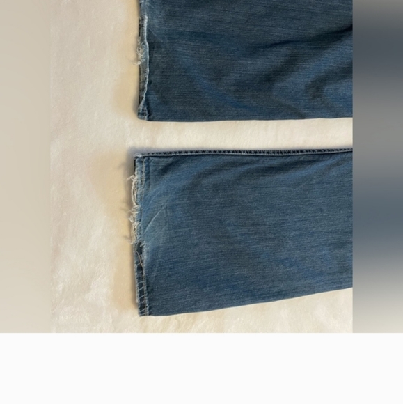 Mens Levi 38x 30 boot cut jeans - Picture 4 of 5